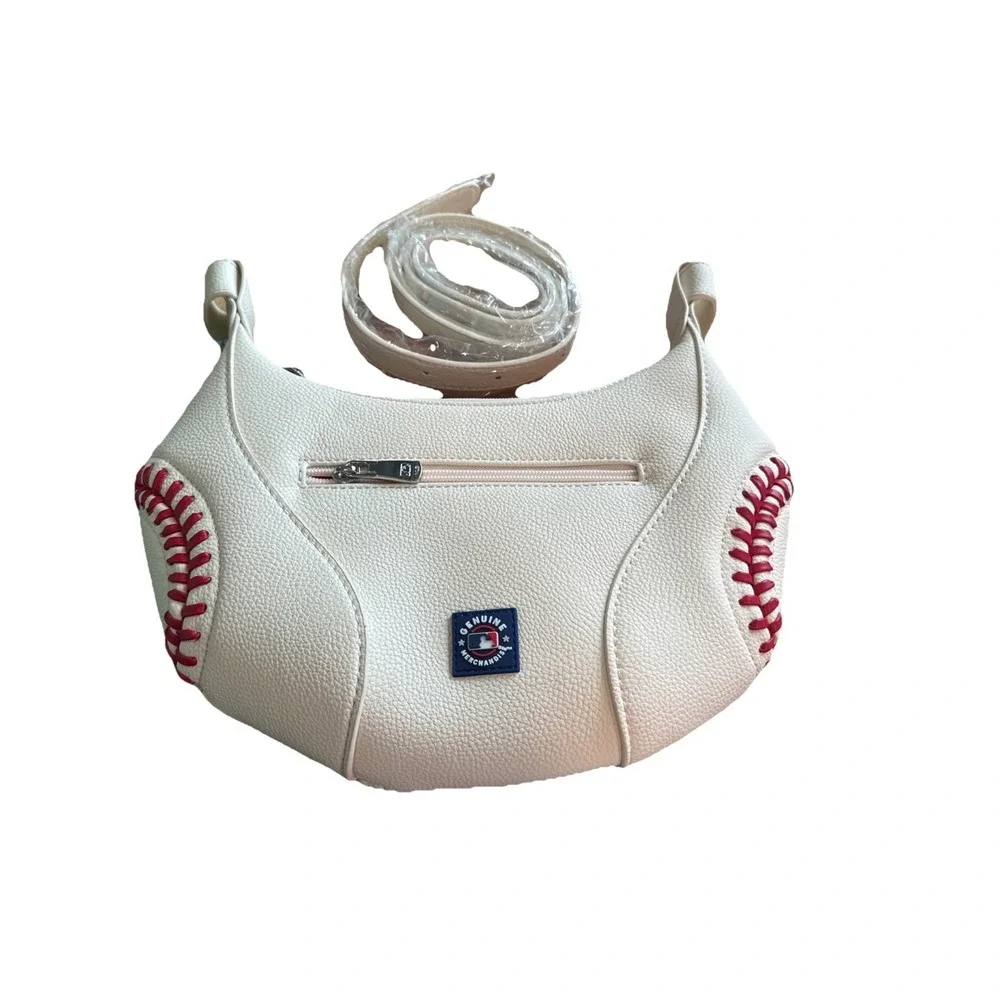 New Montana West Chicago White Sox Shoulder Hobo Bag Curveball Purse *flaw*